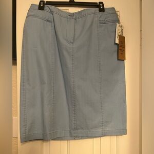 Skirt aline Baby blue  Knee length sz 10.Never worn/tagstags.90% cotton